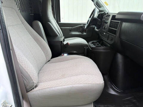 2017 Chevrolet Express 2500