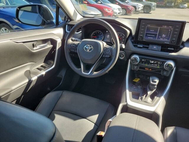 2022 Toyota RAV4 XLE Premium