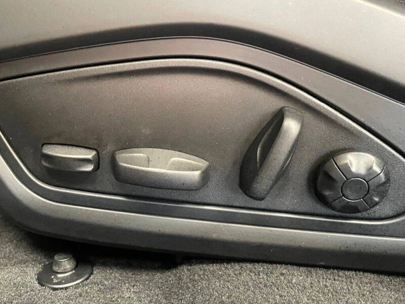 2023 Audi e-tron GT quattro Premium Plus