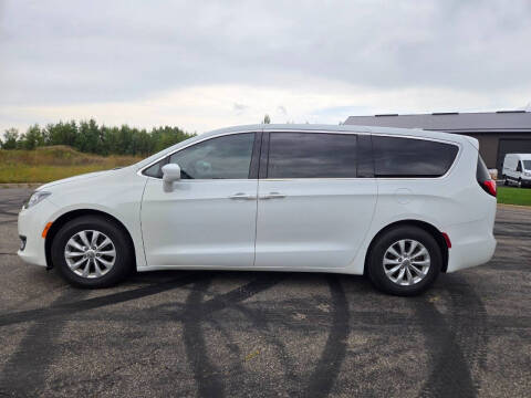 2018 Chrysler Pacifica Touring Plus