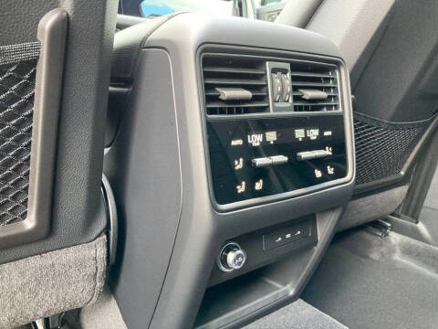 2025 Porsche Cayenne E-Hybrid