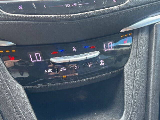 2017 Cadillac XT5 Luxury