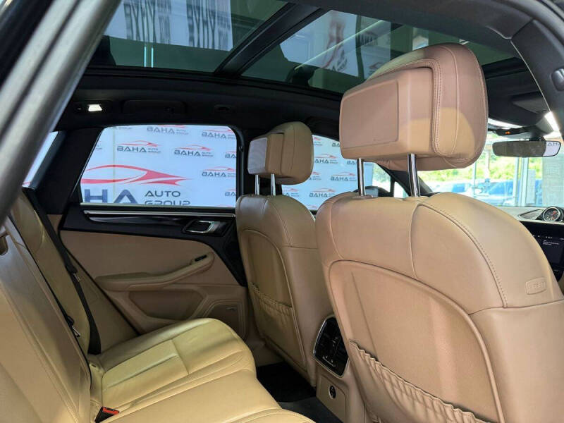 2020 Porsche Macan