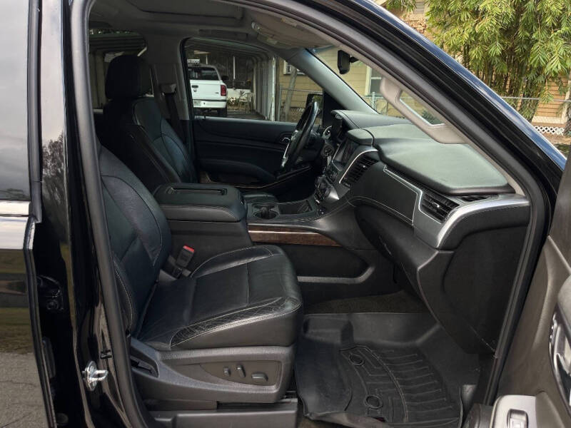 2017 Chevrolet Suburban LT