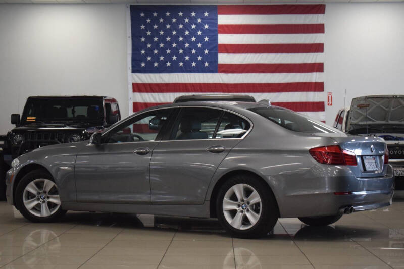 2012 BMW 5 Series 528i
