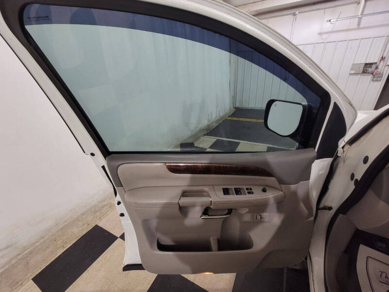 2010 Nissan Armada Titanium