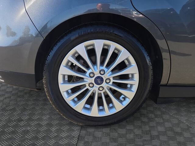 2017 Ford C-MAX Energi SE