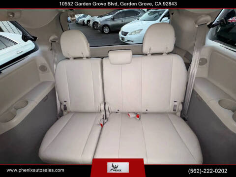 2011 Toyota Sienna Limited 7-Passenger