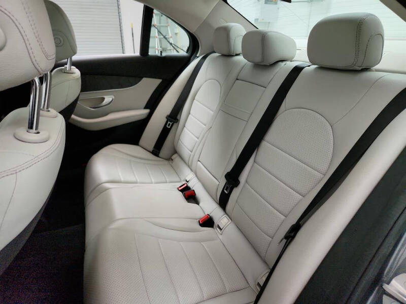 2017 Mercedes-Benz C-Class