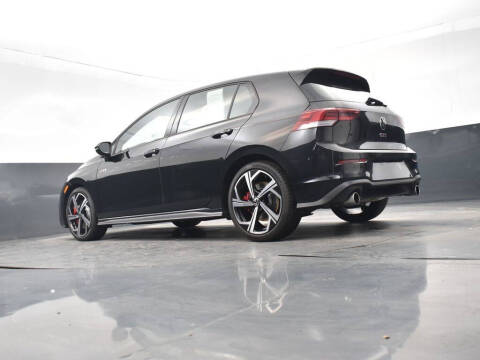 2025 Volkswagen Golf GTI SE