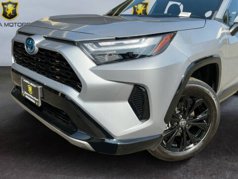 2023 Toyota RAV4 Hybrid SE