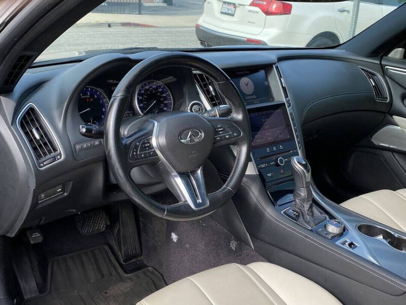 2017 Infiniti Q60 3.0T Premium