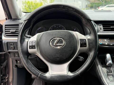 2011 Lexus CT 200h