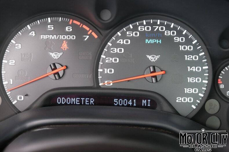 2004 Chevrolet Corvette