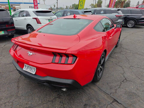 2024 Ford Mustang EcoBoost Premium