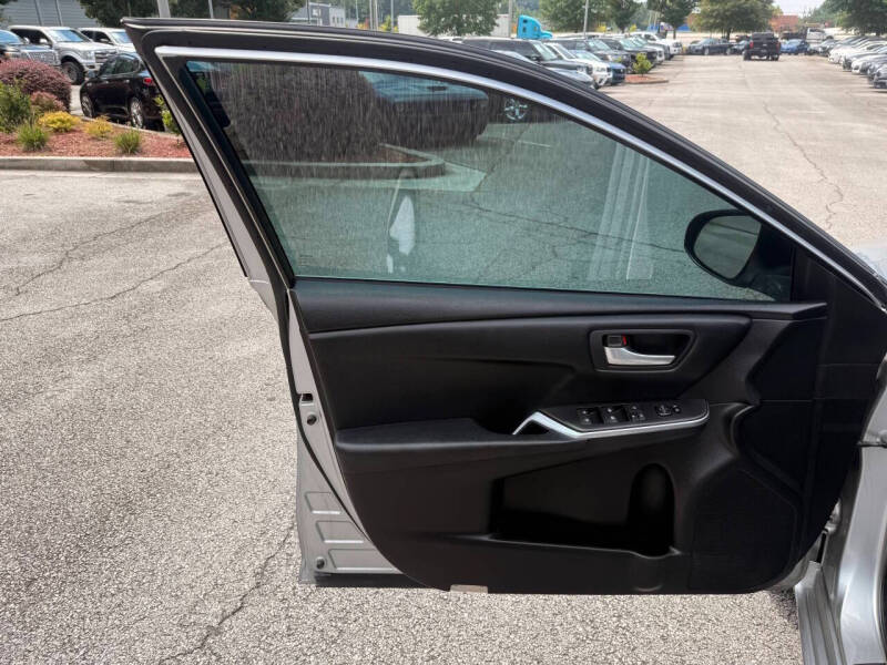 2015 Toyota Camry SE