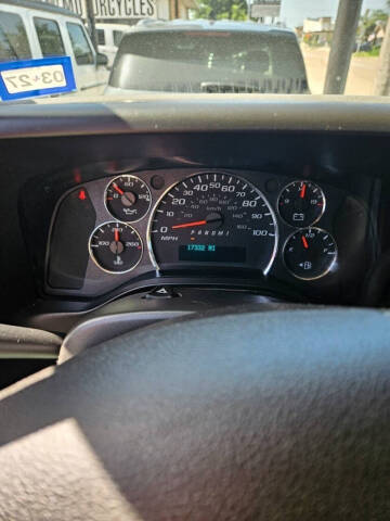 2023 Chevrolet Express LS 3500