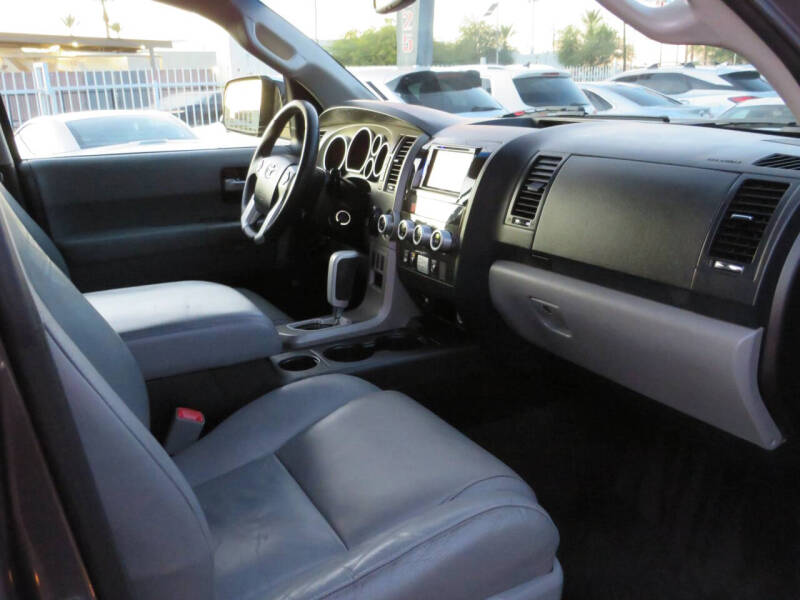 2015 Toyota Sequoia Limited