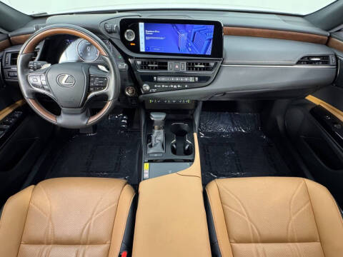 2024 Lexus ES 350 Ultra Luxury