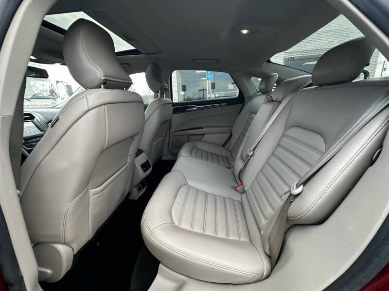 2017 Ford Fusion Hybrid SE