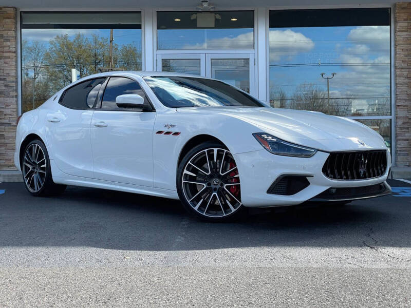 2023 Maserati Ghibli Trofeo