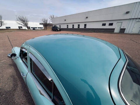 1952 Kaiser TRAVLER