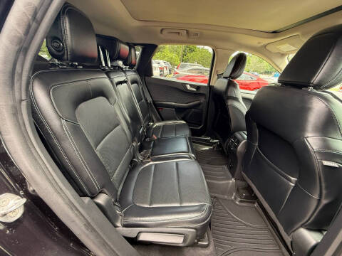 2020 Ford Escape SEL