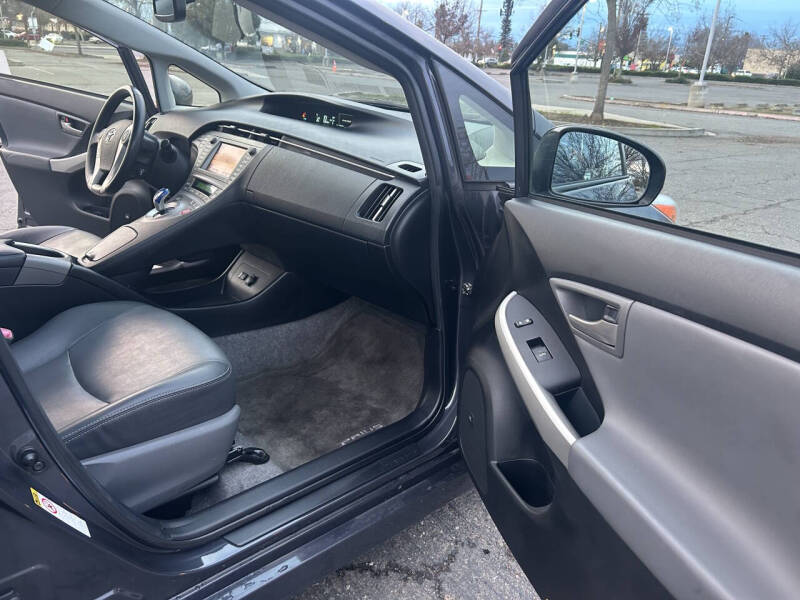 2013 Toyota Prius One