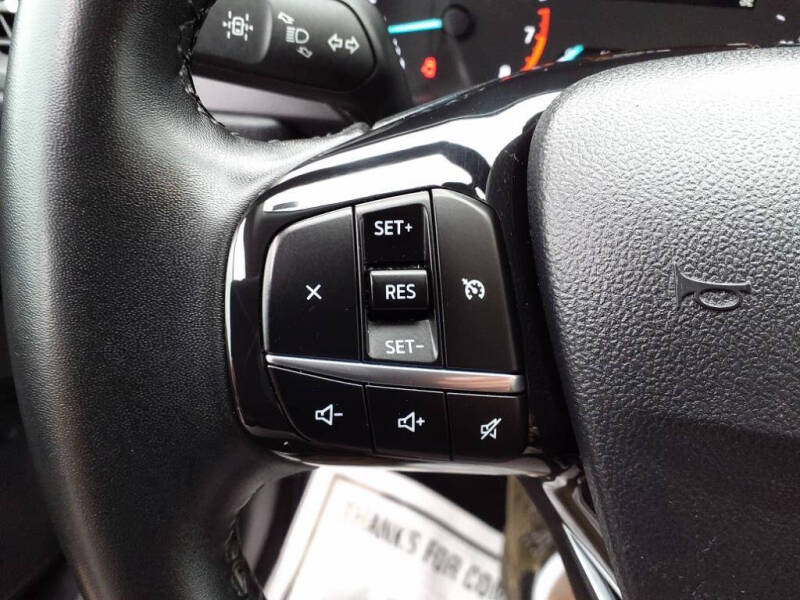 2022 Ford Escape SEL