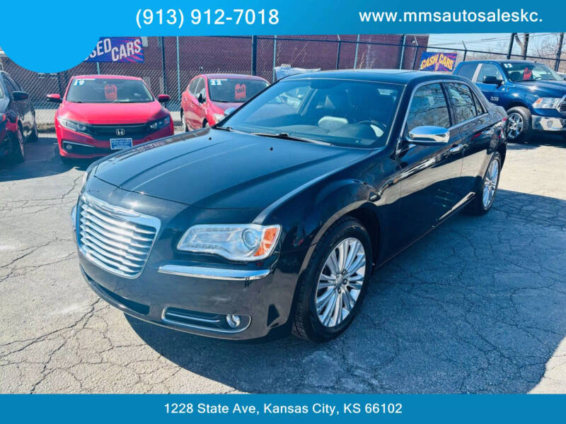2013 Chrysler 300 for sale at M&M's Auto Sales & Detail in Kansas City KS