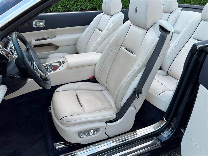 2016 Rolls-Royce Dawn 28