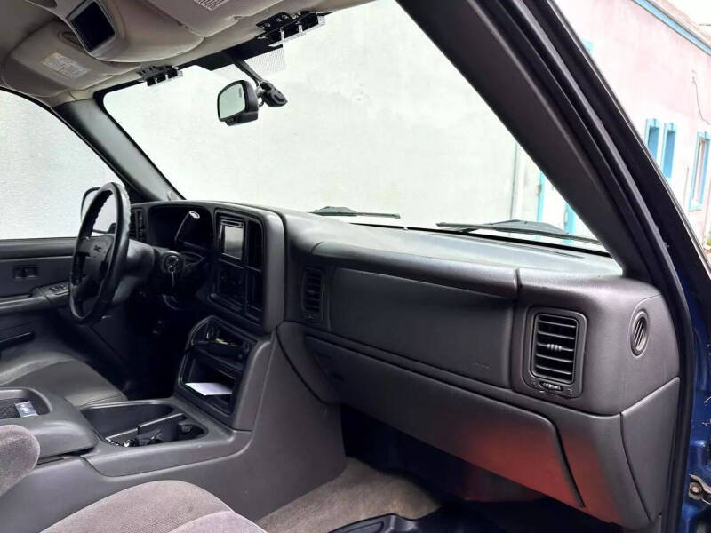 2004 GMC Sierra 2500HD