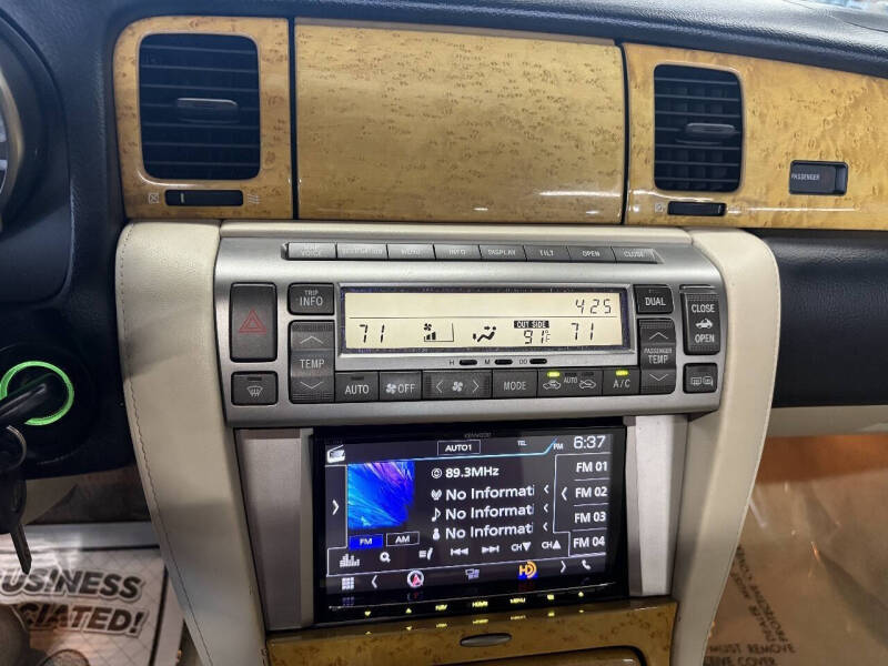2005 Lexus SC 430