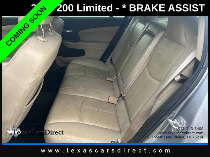 2013 Chrysler 200 Limited