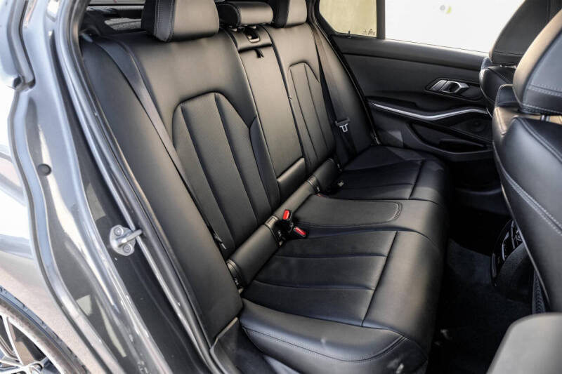 2022 BMW 3 Series 330i