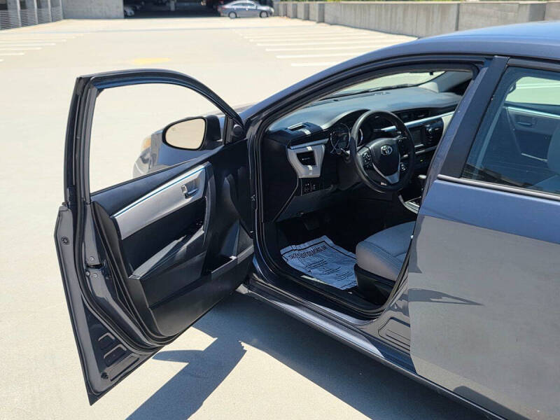 2015 Toyota Corolla LE