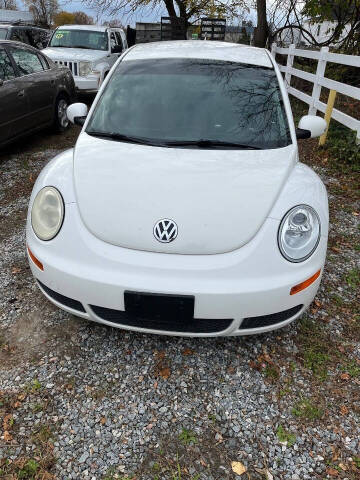 2010 Volkswagen New Beetle Base PZEV