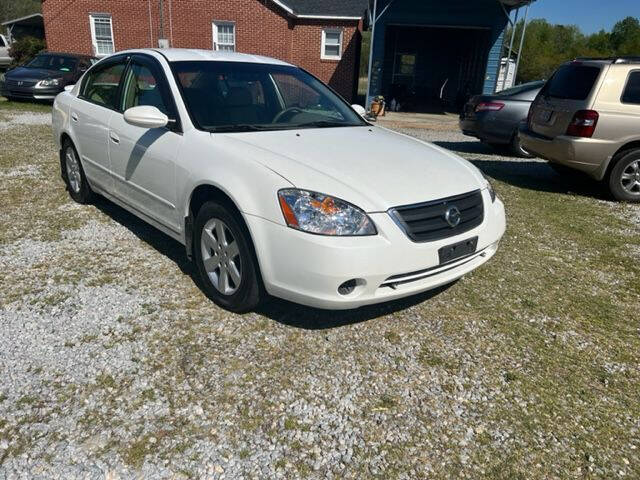 2002 nissan altima white