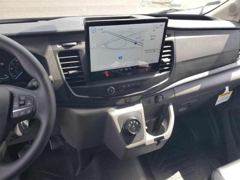 2025 Ford E-Transit 350