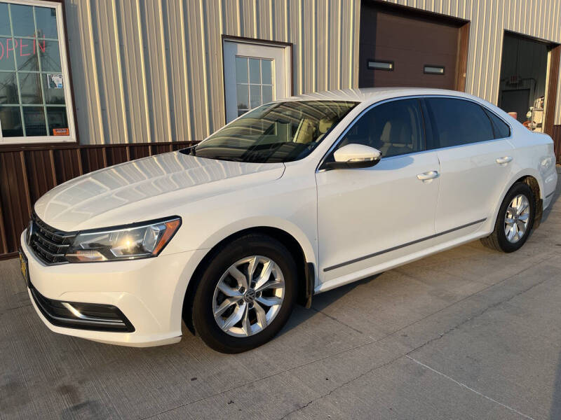 Used 2017 Volkswagen Passat S with VIN 1VWAT7A35HC010897 for sale in Dakota City, NE