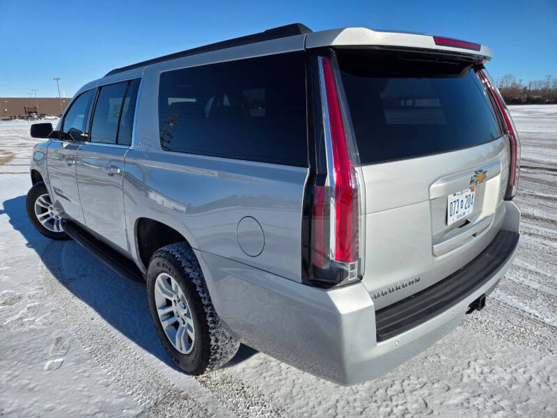 2016 Chevrolet Suburban LT