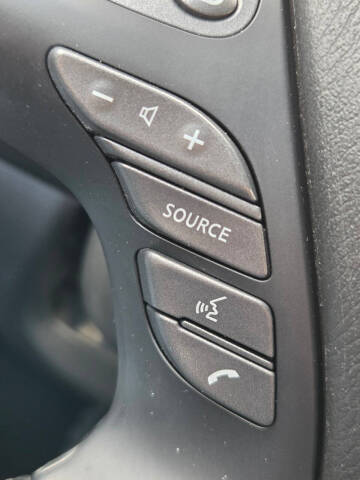 2018 Nissan Pathfinder SL