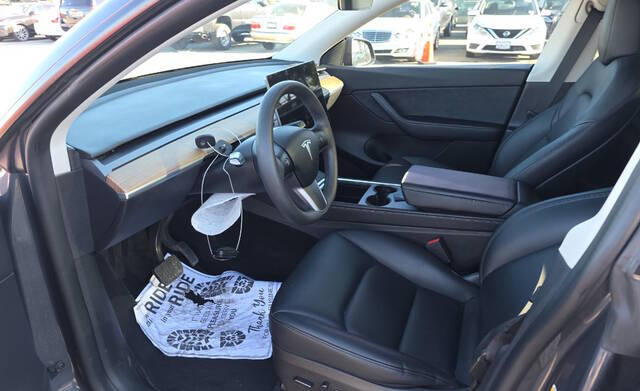 2022 Tesla Model Y Long Range