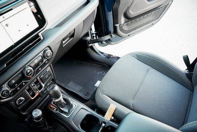 2025 Jeep Gladiator NightHawk