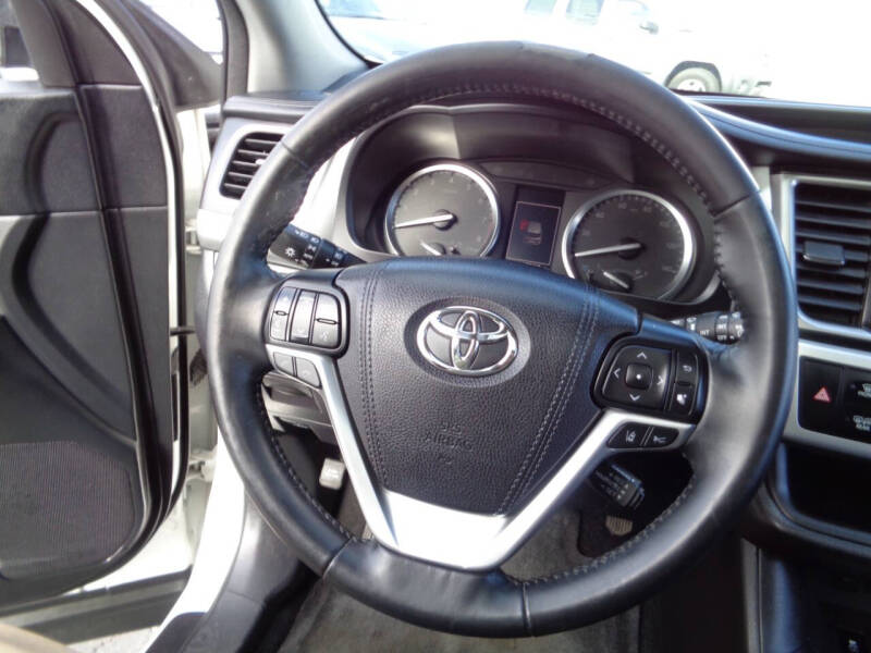2018 Toyota Highlander SE