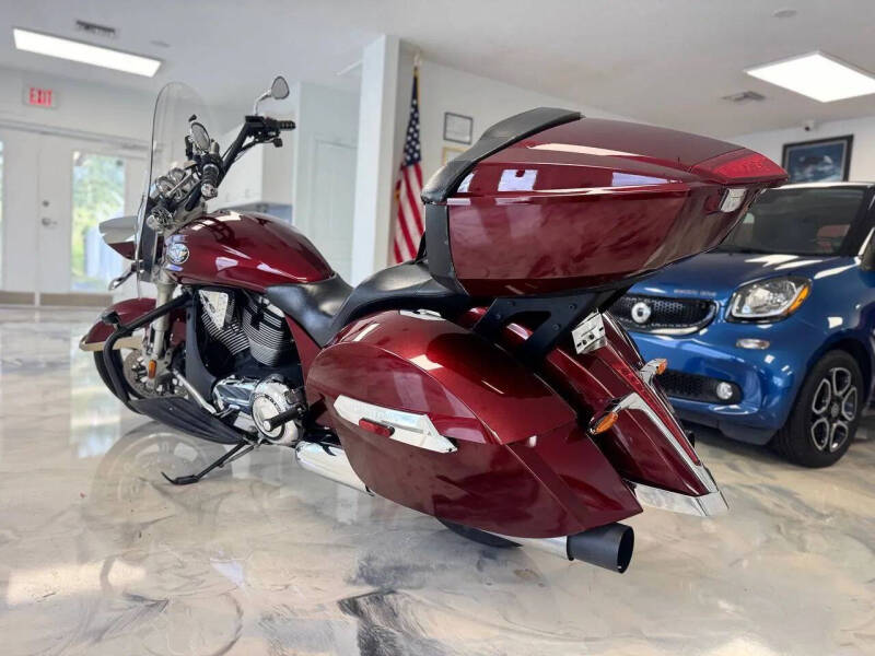 2011 Victory Cross Roads