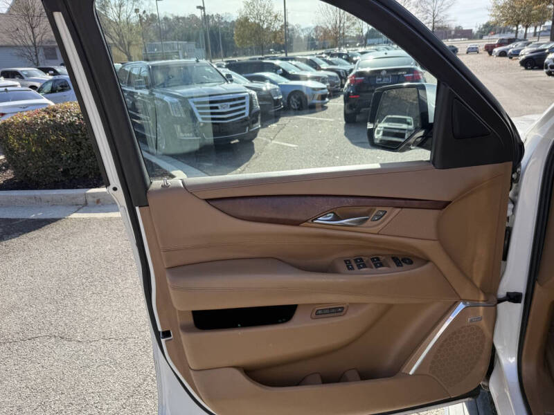 2017 Cadillac Escalade ESV Platinum