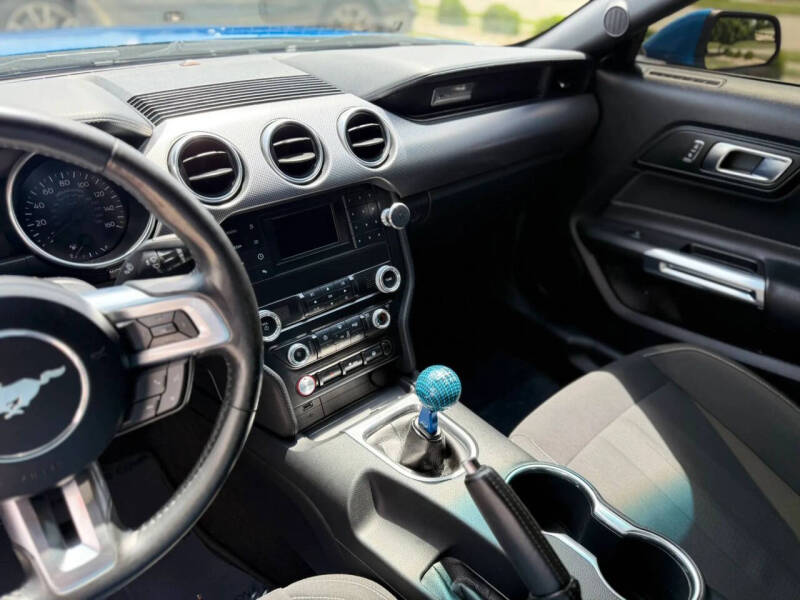 2019 Ford Mustang