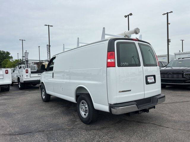 2026 Chevrolet Express 2500
