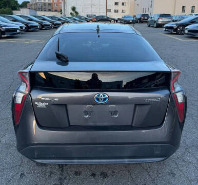2016 Toyota Prius Two